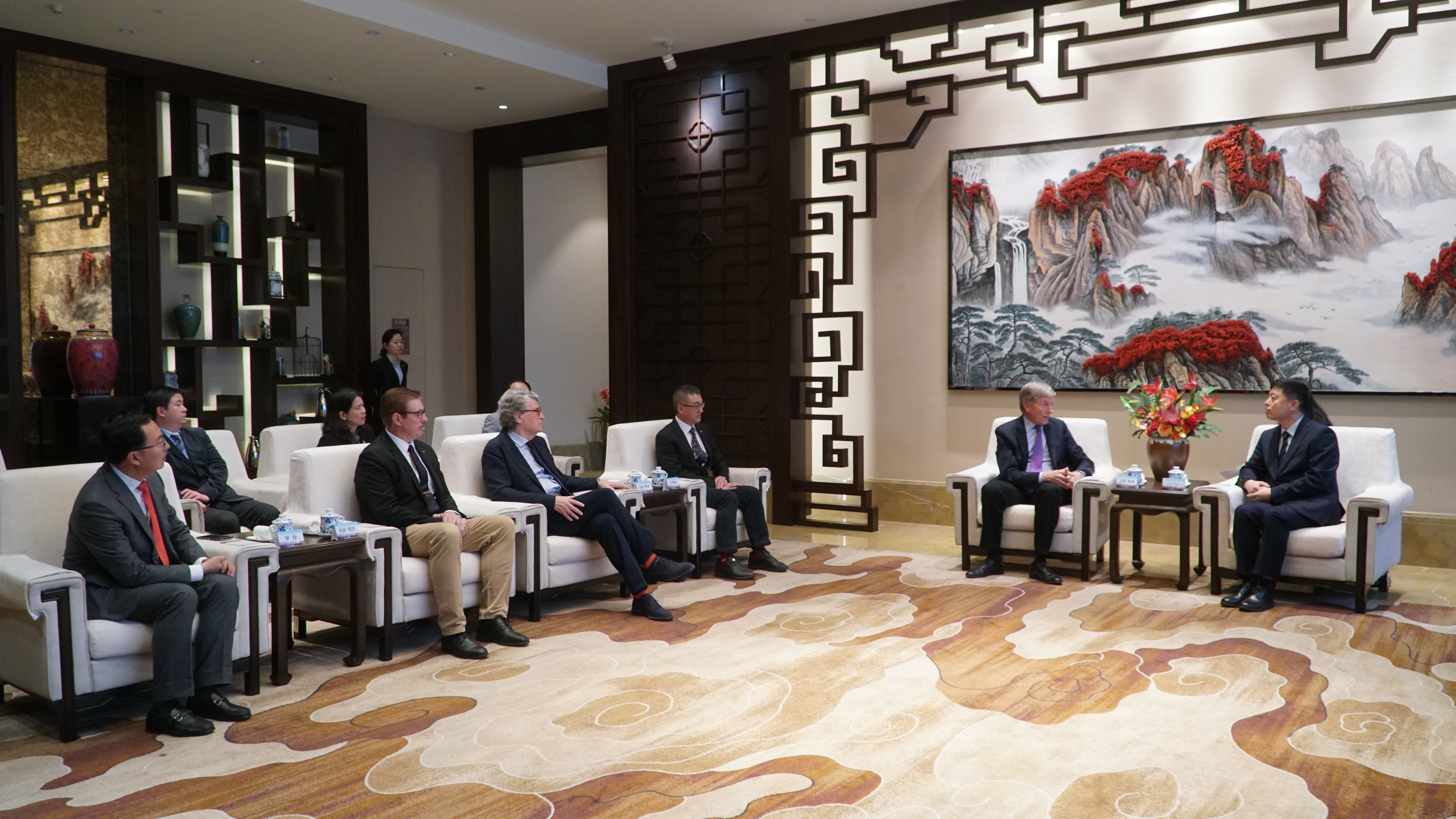 刘涛会见美国建明工业总裁兼首席执行官克里斯·纳尔逊一行
